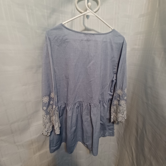 Sweet magnolias embroidered tunic blue size x large - Picture 2 of 7